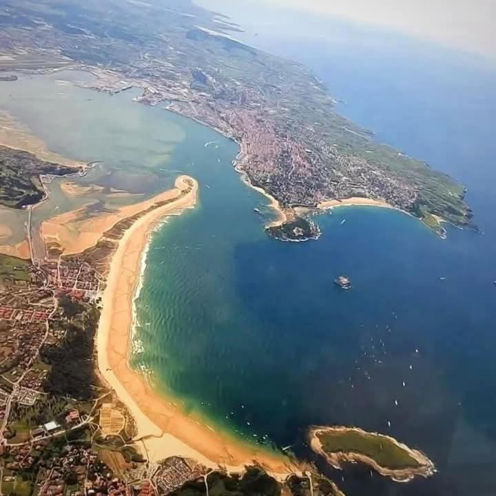La Jomeruca ,Espaciosa Casa Rural Cerca De Playa Y Montana Carranceja الغرفة الصورة
